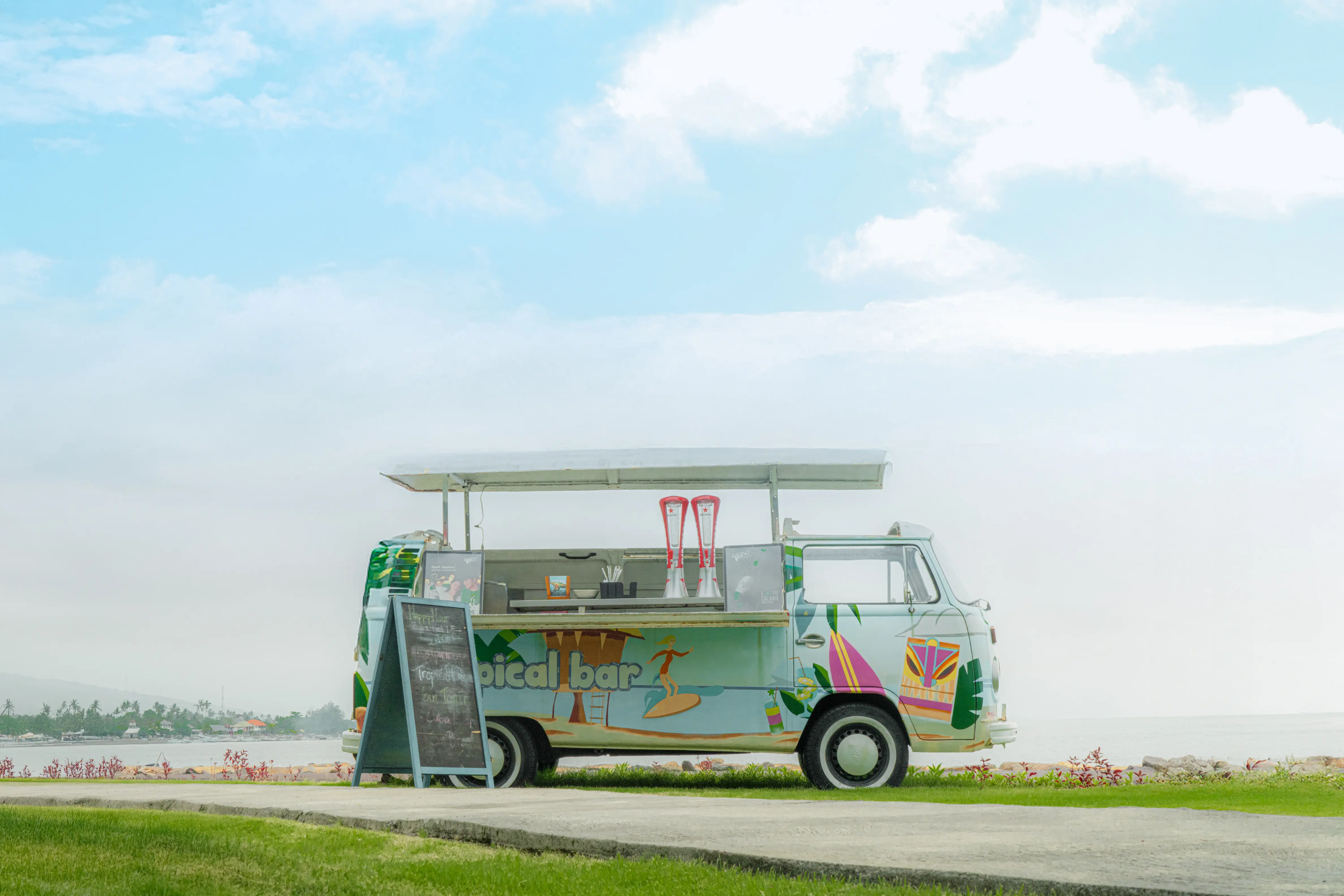 SUNSET CORNER LOVINA at Lembongan Beach Club & Resort